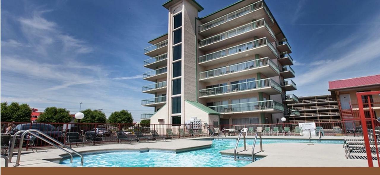 Luxury Condo In The Heart Of ピジョンフォージ エクステリア 写真